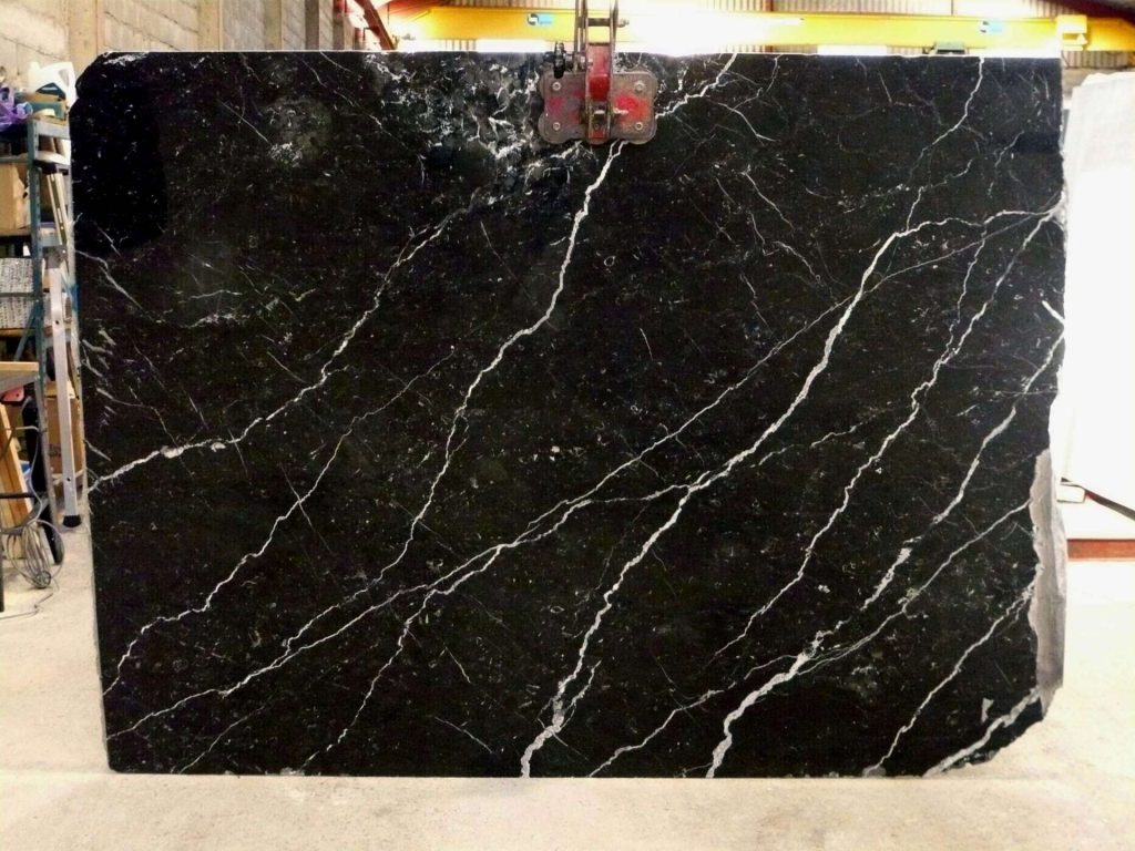 Noir Markina 2311-601